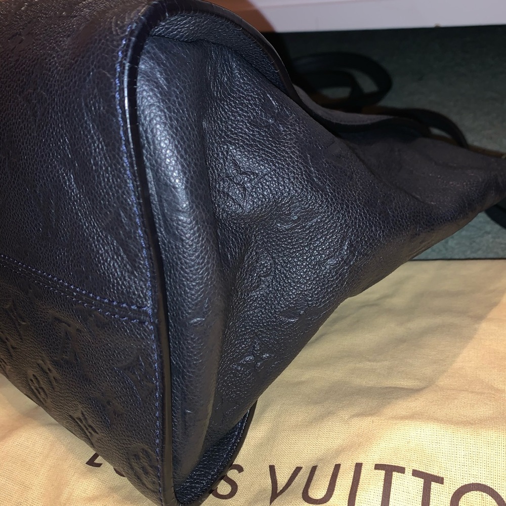 🔥🔥SOLD🔥🔥Louis Vuitton Empreinte Monogram Bag - Picture 3 of 8